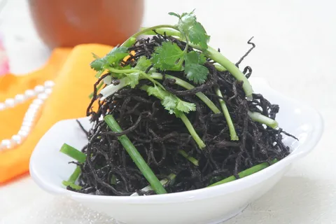 酸辣核桃花8元 (6)