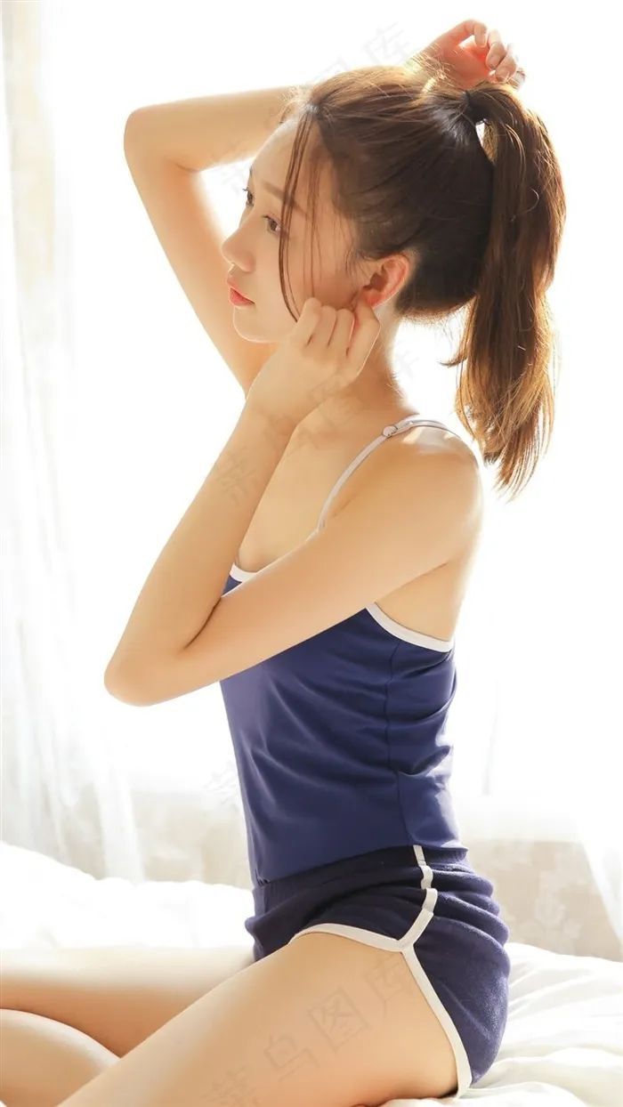 日本学生清纯美女高清图片