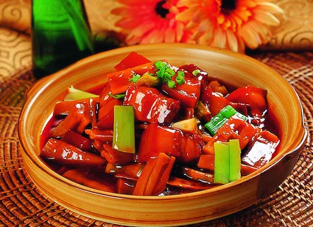 川菜湘菜高清菜谱 筒笋红烧肉 川菜湘菜高清菜谱 筒笋红烧肉