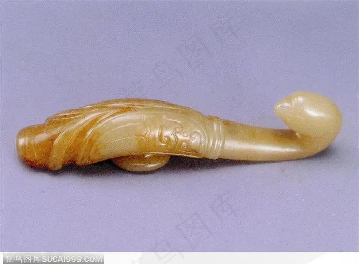 中华传统工艺-龙头花纹的玉勾