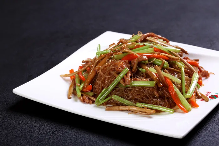 R00972茶树菇炒粉丝 (3)