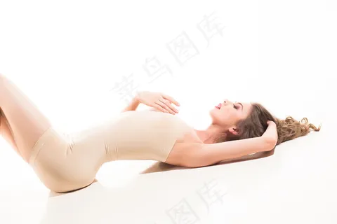 肉色内衣性感美女图片