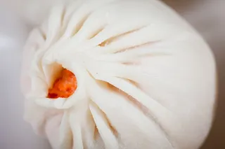 灌汤蟹粉小笼包