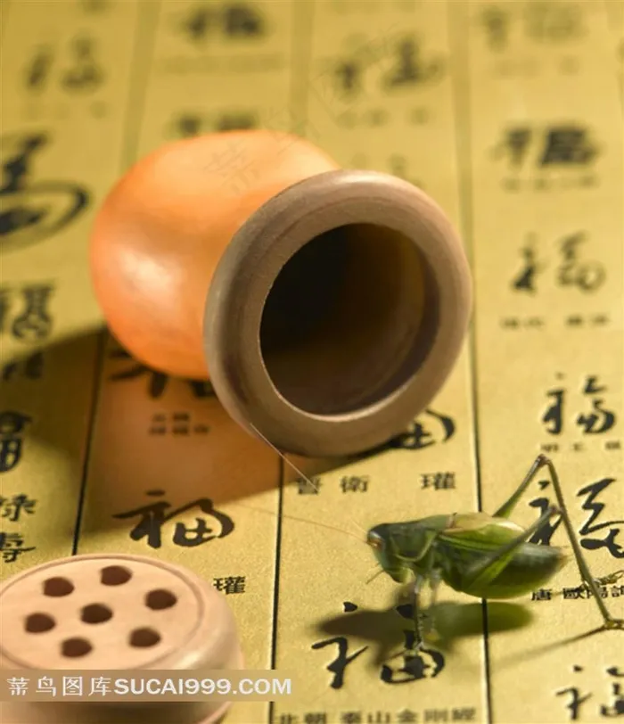 装蛐蛐的罐子高清素材