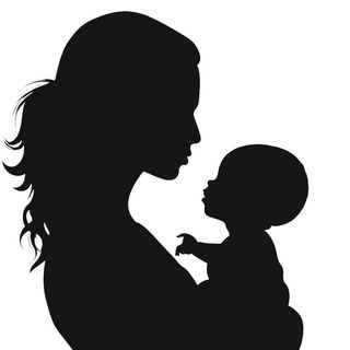 母亲妈妈抱着孩子剪影人物免抠