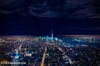 夜晚明亮的城市