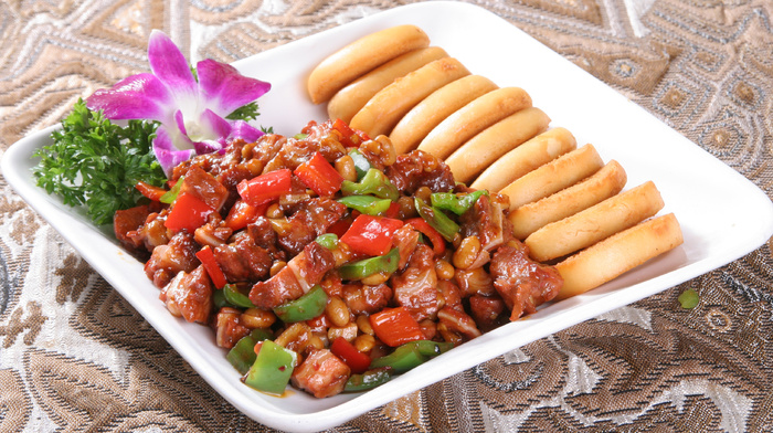 腊八豆烧脆骨 (2)