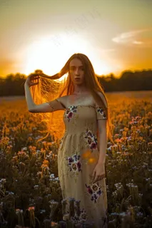 花海美女优优人体摄影 花海美女优优人体摄影
