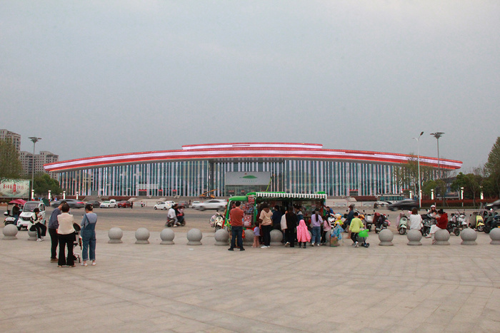 城市广场展厅建筑