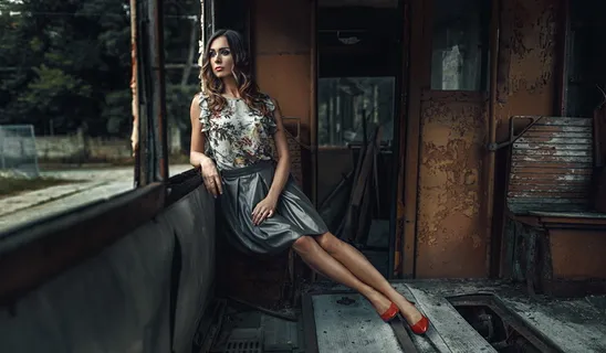 优旋人体美女写真摄影