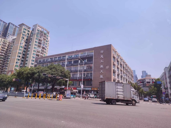 路过的风景依然很美好