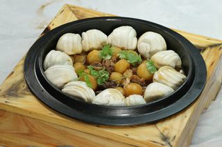 6老屯牛肉小土豆 东北饺子园