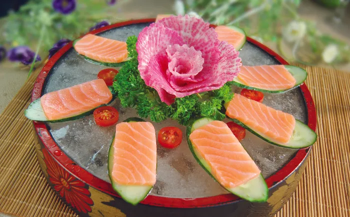 XCS070海鲜-三文鱼刺参-2