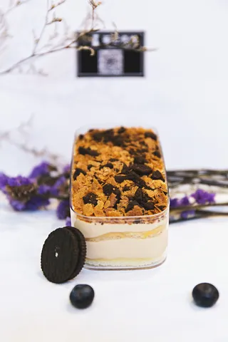 蛋糕店小蛋糕慕斯美食甜品图片