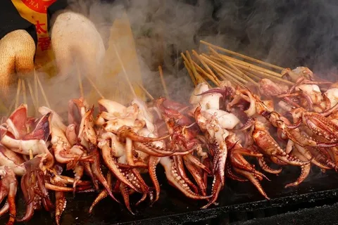 烧烤美食烤肉街边小吃油炸烤鱿鱼烧烤店图片