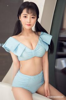 超萌可爱双马尾美女小娜比做瑜伽图片