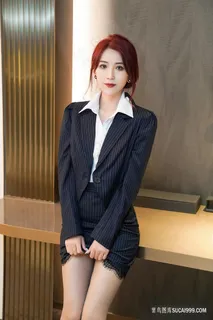 高清性感美女秘书周慕汐制服诱惑美女写真图片