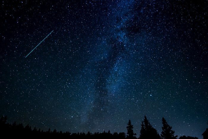 高清唯美星空夜空山林