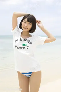 高清日本短发美女霜月めあ图片