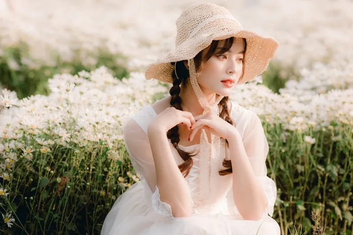 花海中的美女