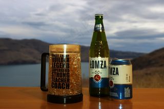 啤酒广告摄影图片