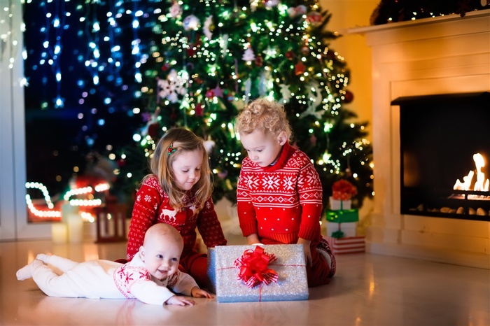 超萌的圣诞小孩