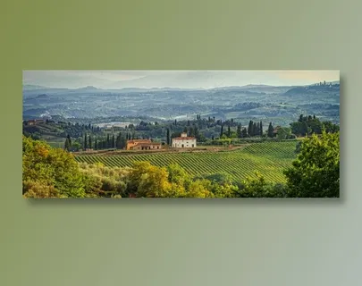 山中草地人家山水风景图片 山中草地人家山水风景图片