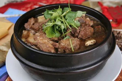 25排骨炖腐竹-昭君