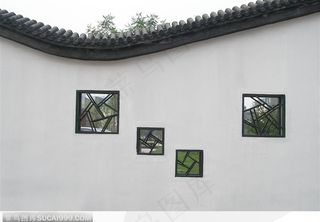 徽派建筑-白墙中的方形窗口