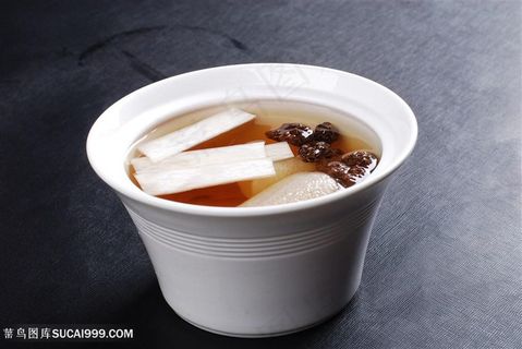 养生菌汤的美食图片