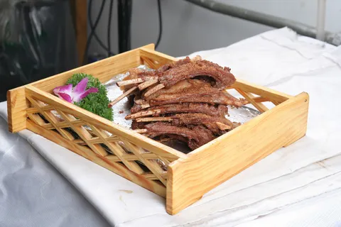 1坝上烤羊排 -燕北莜面村