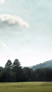 天空白云下的草坪放风筝,简约踏青春天摄影图 天空白云下的草坪放风筝,简约踏青春天摄影图