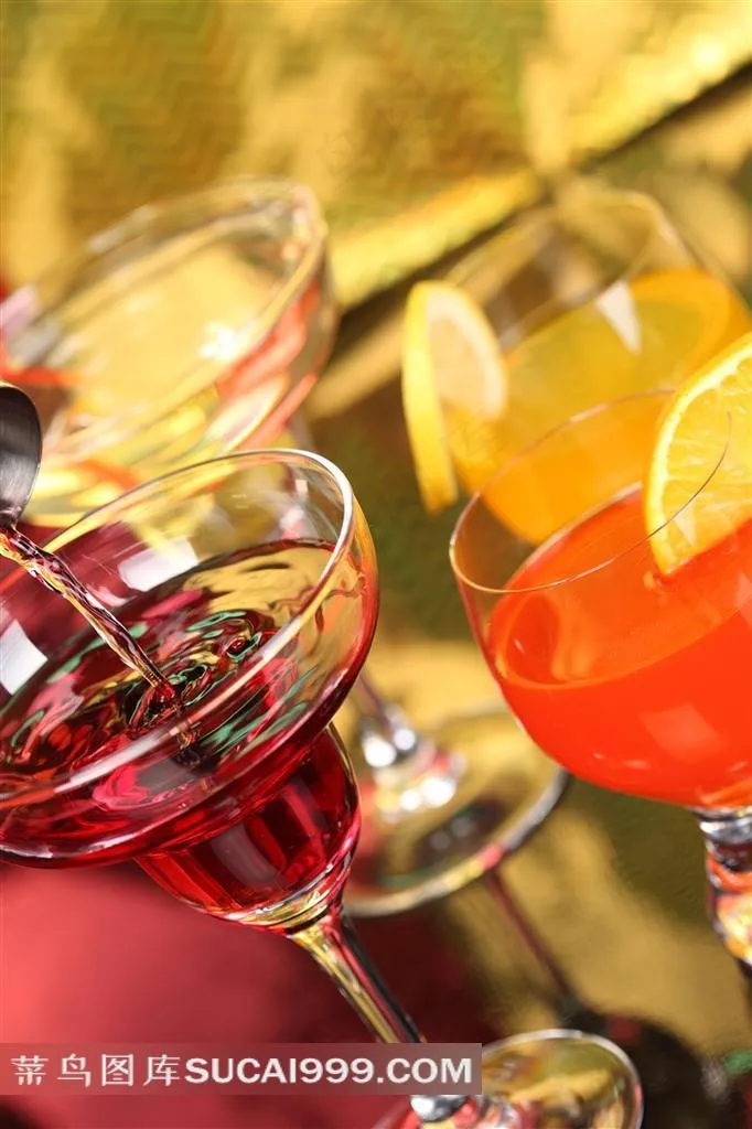 柠檬水果鸡尾酒摄影图