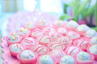 小清新可爱美味粉色纸杯甜点