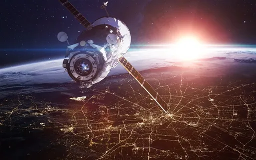 宇宙中的卫星科技精美图