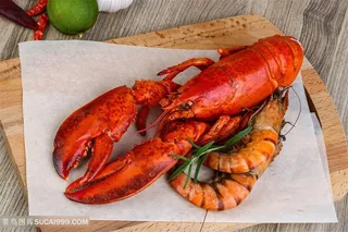 一大只大龙虾海鲜美食图片