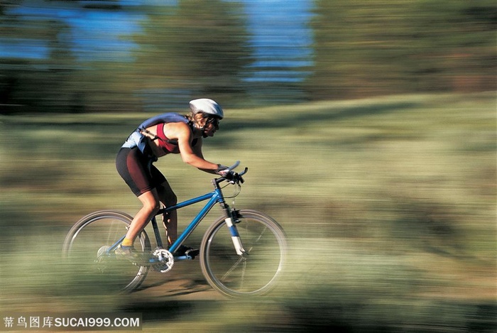 户外运动-自行车运动员