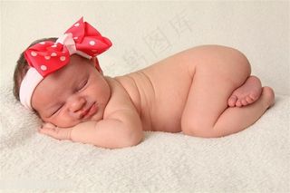 戴蝴蝶结的可爱小宝宝图片