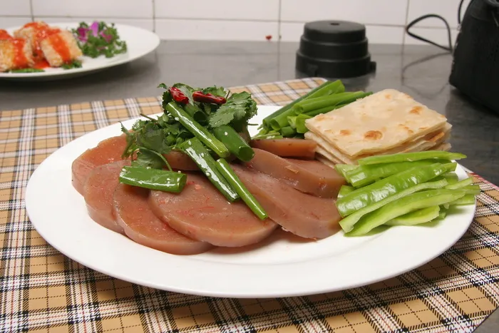 20  保定辣煎焖子-华丰宾馆