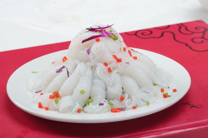 怪味芋丝 8元