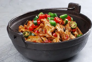 干锅美食焖锅湘菜麻辣香辣纸锅干锅豆腐皮