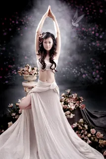 高清愈加美女图片下载 高清愈加美女图片下载