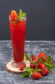 新鲜草莓果汁图片