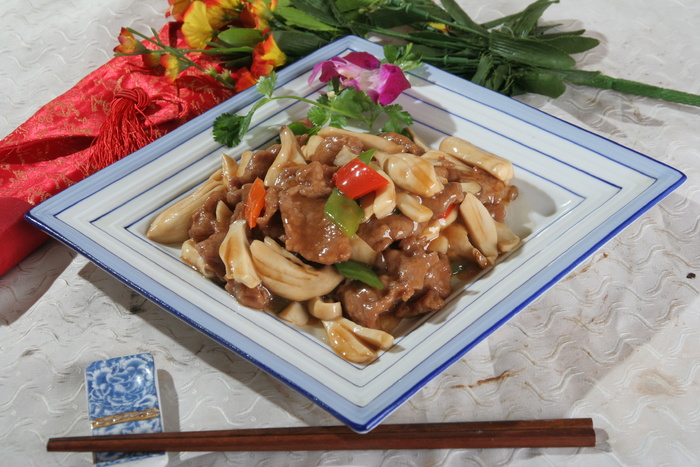 13杏鲍菇牛柳 -布衣坊