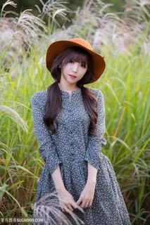 清纯漂亮的韩国漂亮美女李恩慧户外摄影图片 清纯漂亮的韩国漂亮美女李恩慧户外摄影图片