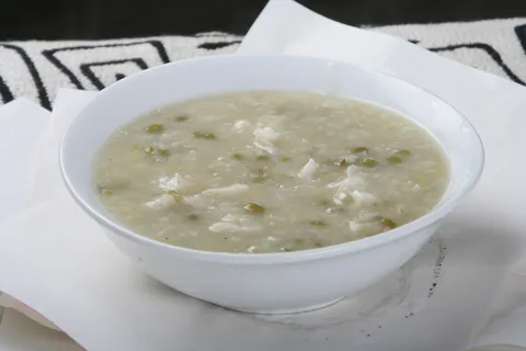 银耳绿豆粥-粥为先