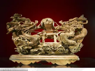 传统工艺品木雕双龙戏珠