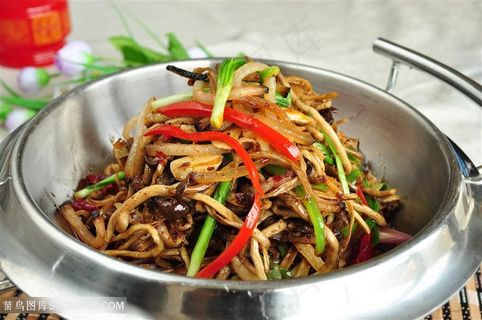 中华美食干锅茶树菇干锅茶树菇摄影图