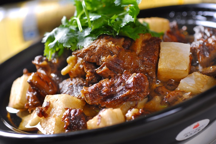 石锅煲类火锅川菜特色菜萝卜牛腩煲