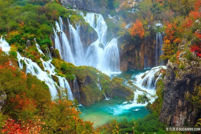 深山峡谷瀑布风景图片